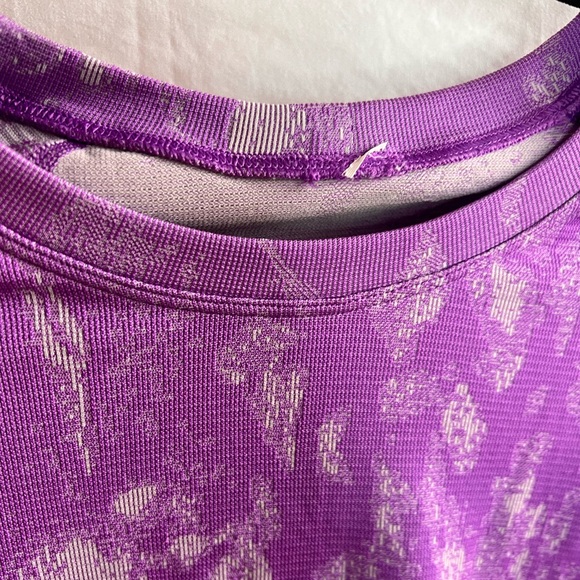 Lululemon Swiftly tech long sleeve 2.0 - Picture 7 of 7